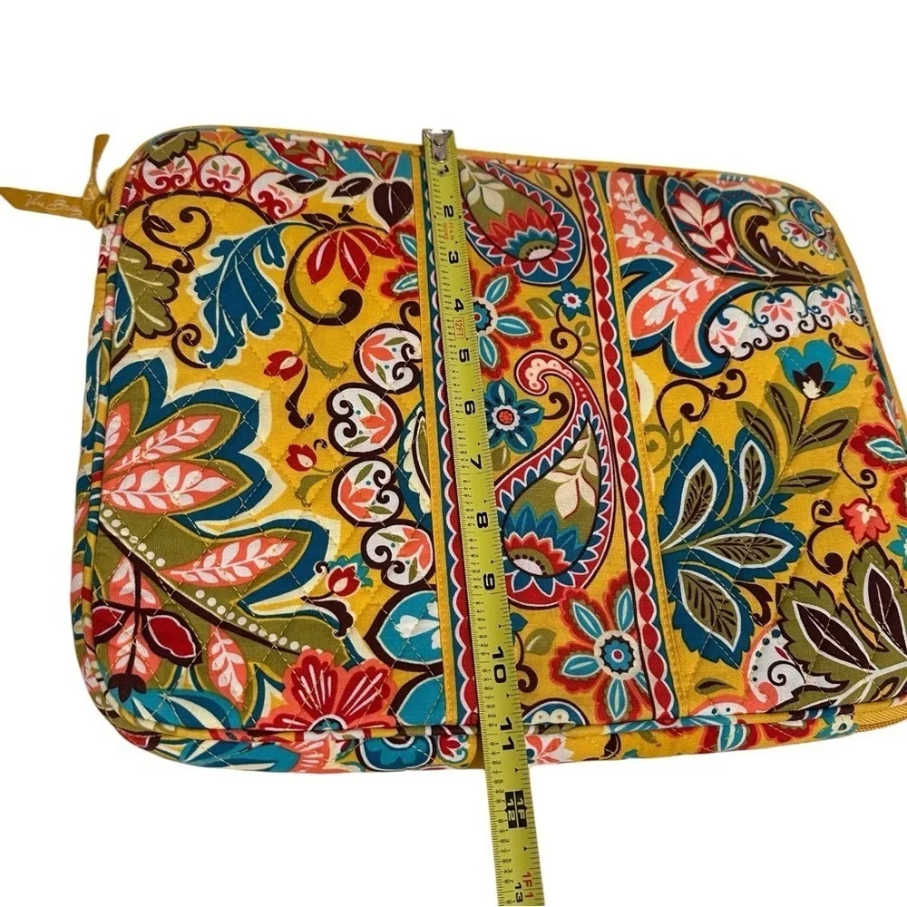Vera Bradley Quilted Fabric Padded Sleeve Zip Pocket 13-14” Laptop Provençal